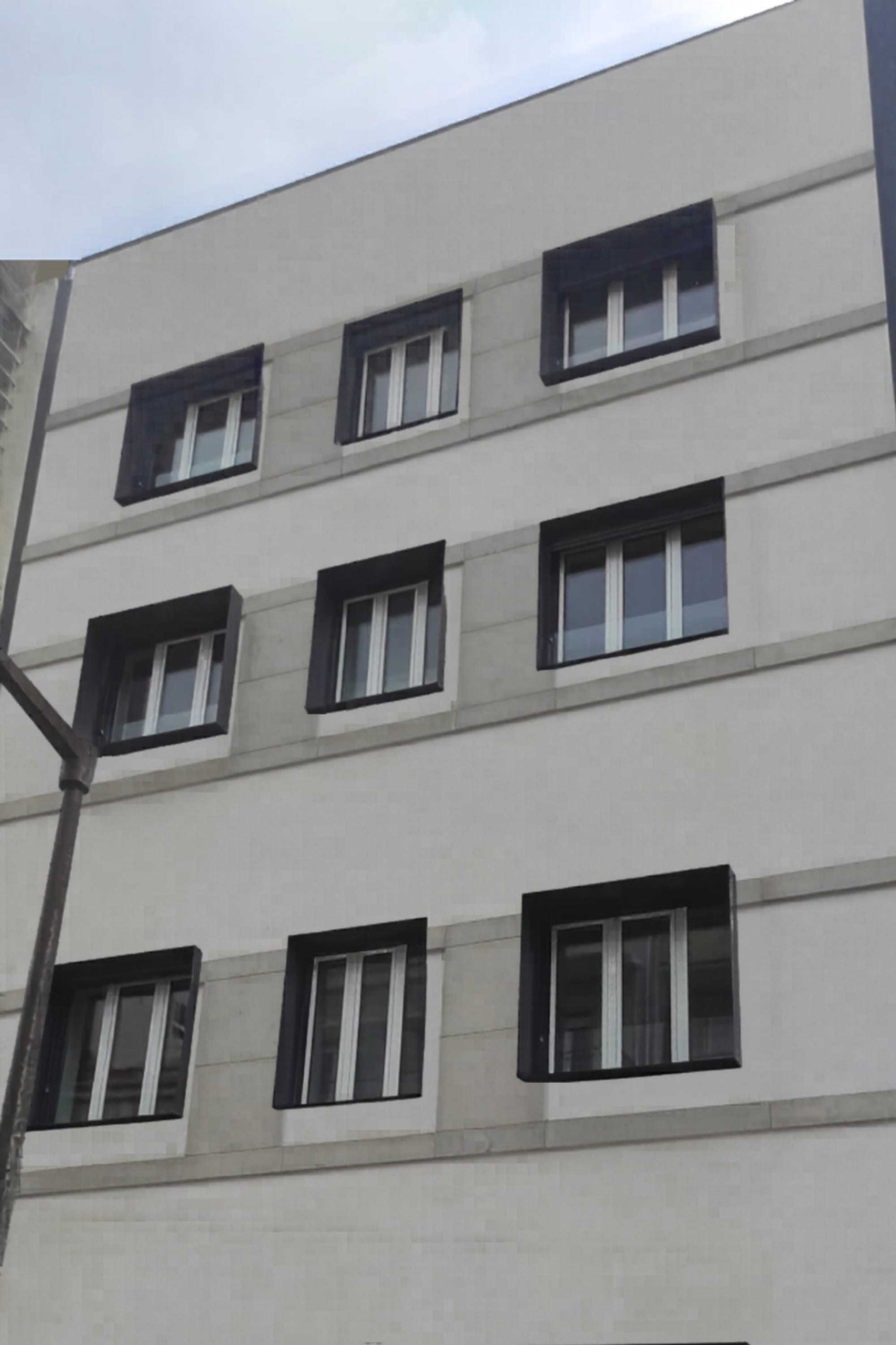 EdificioResidencialLisboaFachada.jpg