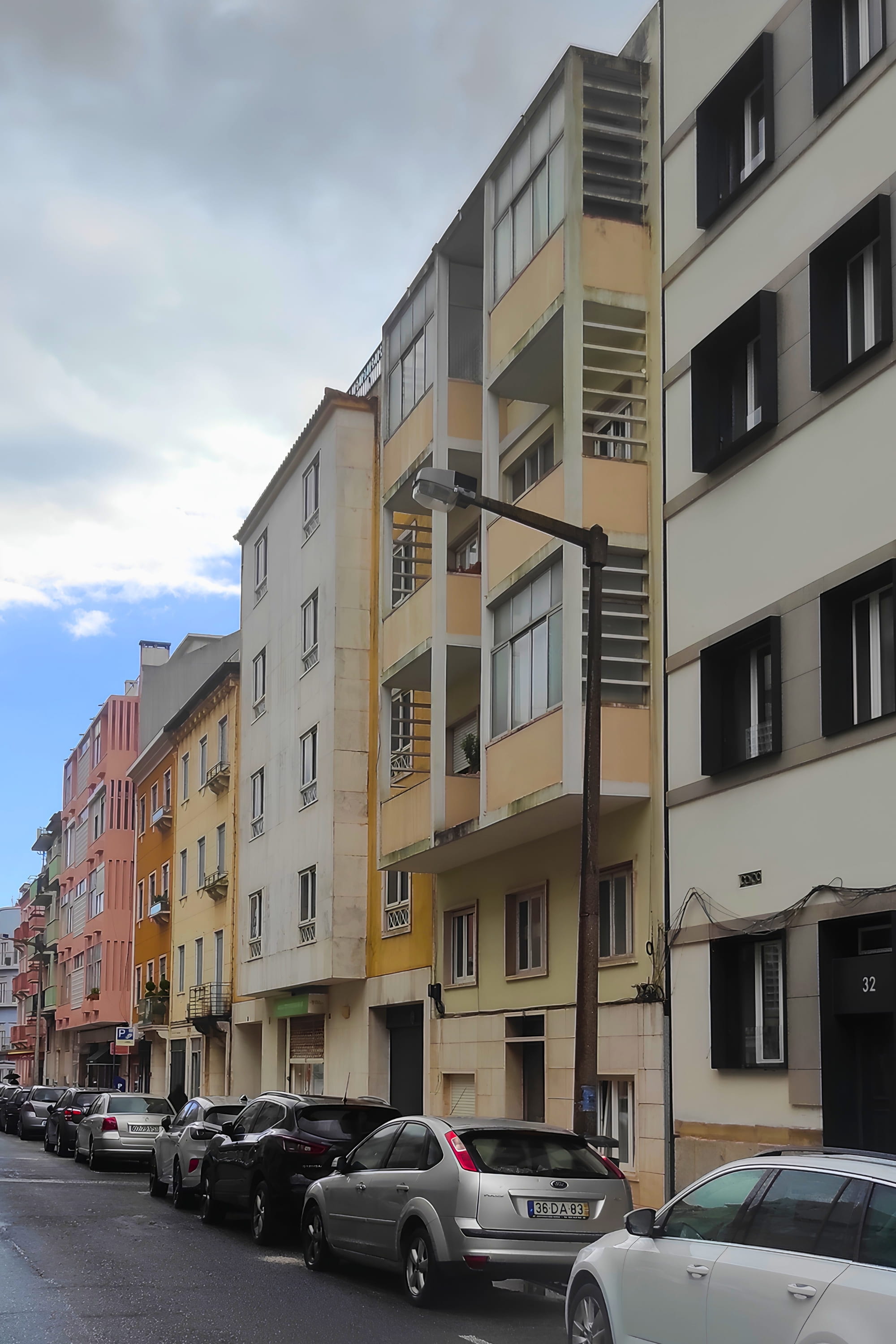 EdificioResidencialLisboaFachada2.jpg