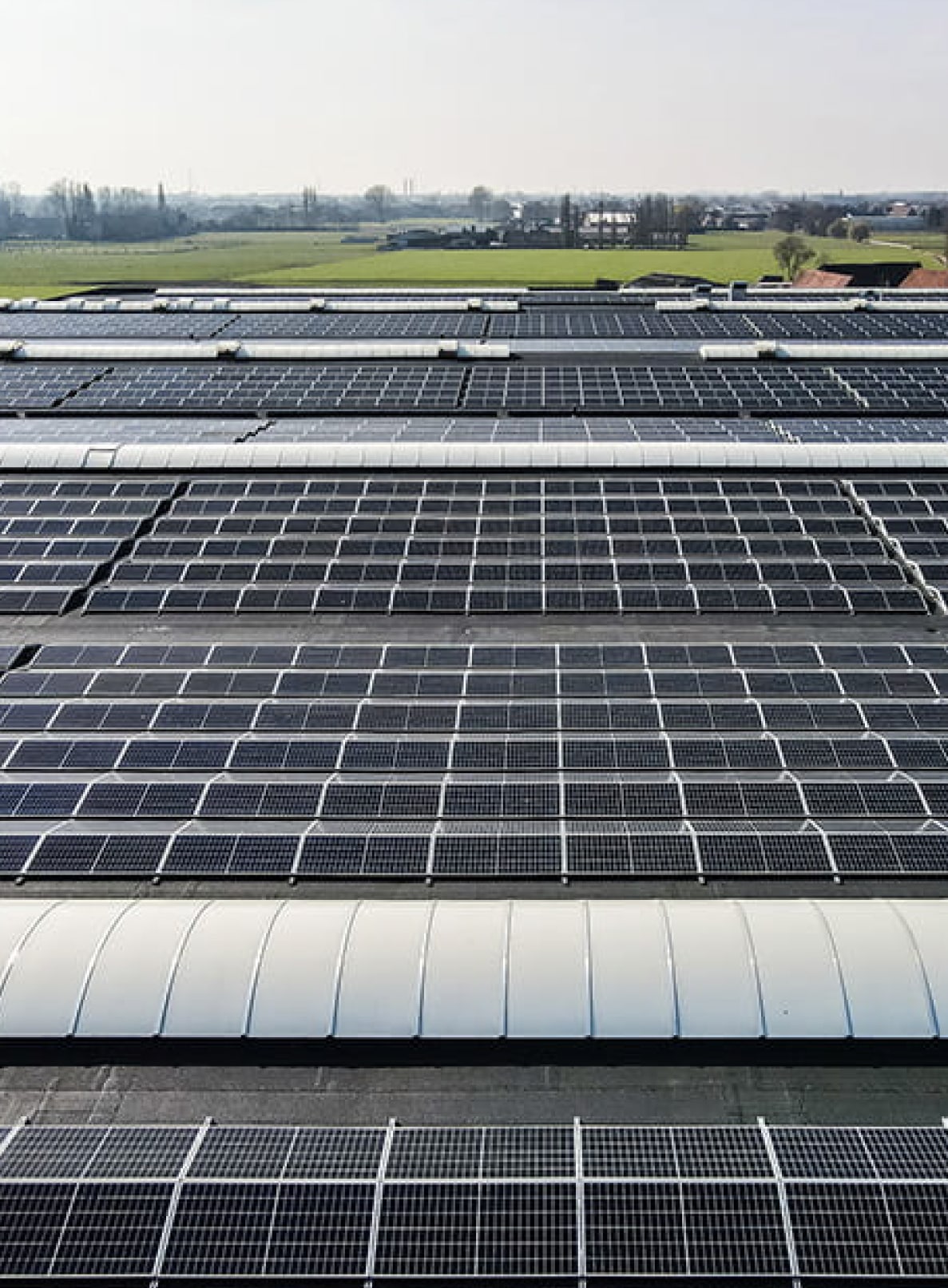 Fabricas-paineis-solares.jpg